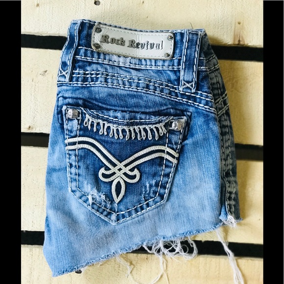 Rock Revival Pants - Rock Revival Becky Shorts 26 Low Rise Distressed
